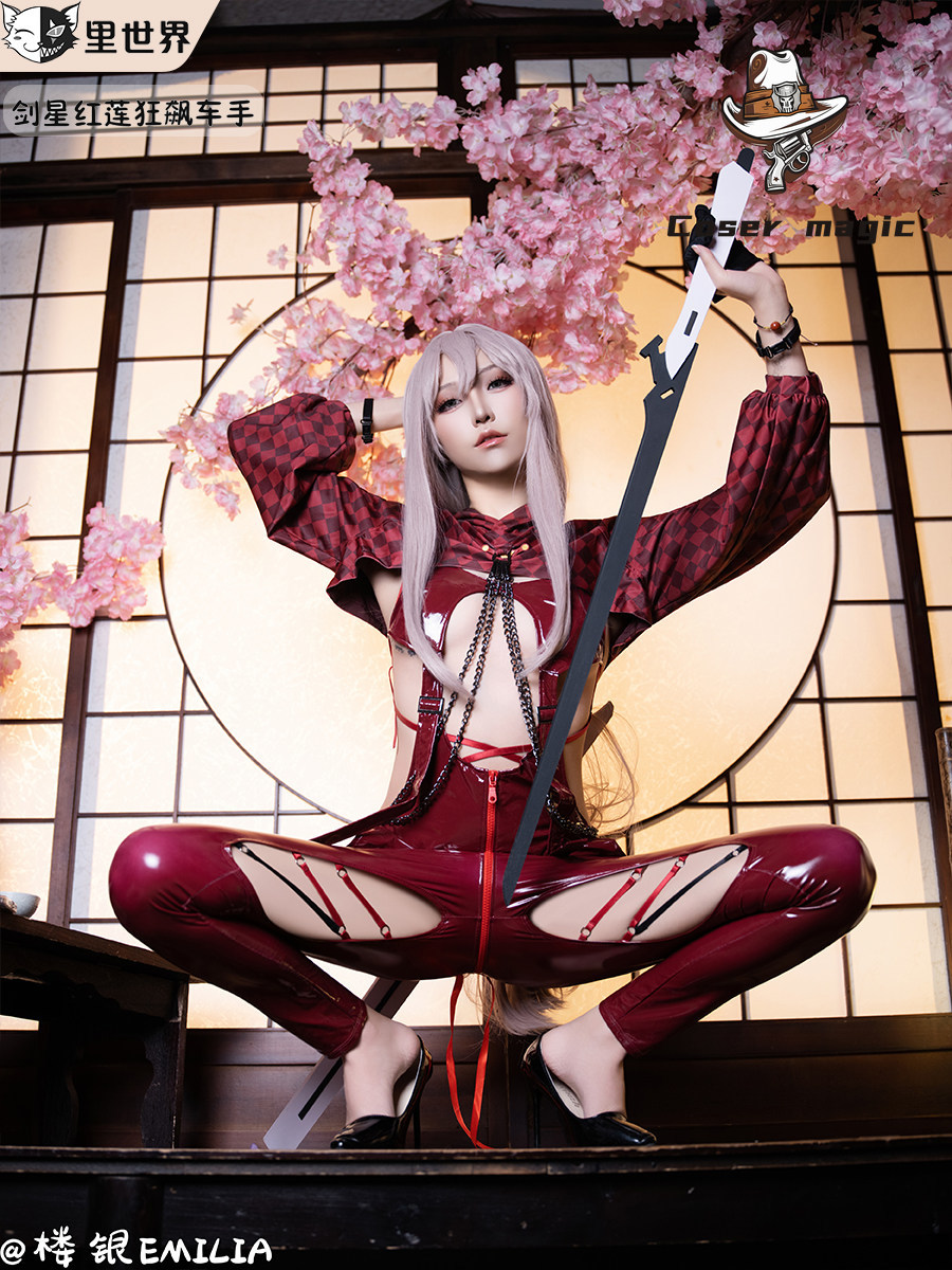 Anime Cosplay Show - NIKKE × Stellar Blade Collab, Diosa