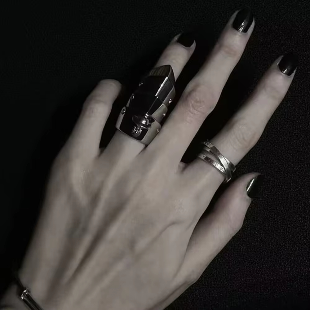 Anillo de Metal de Cosplay de  - Anime Cosplay Armor reseña y precio